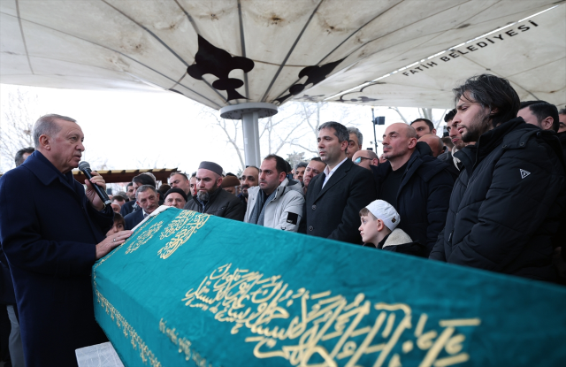 Cumhurbaşkanı Erdoğan, AK Parti İstanbul Kadın Kolları İl Başkan Yardımcısı Fatma Sevim Baltacı'nın cenaze törenine katıldı