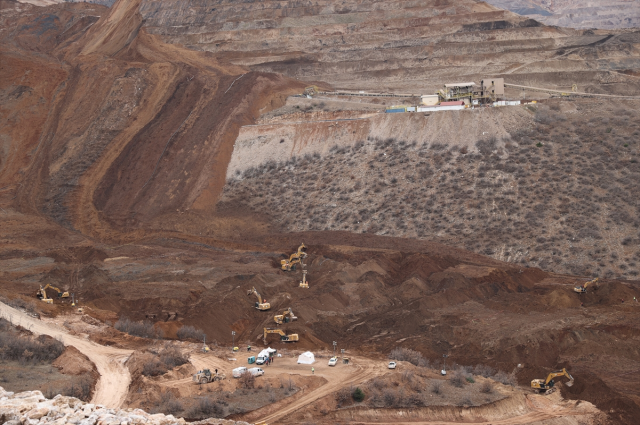 Toprak kaymasının yaşandığı maden ocağında son durum: Tekrar kayma riski var