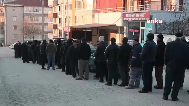 Yozgat'ta ucuz et kuyruğu Ramazan öncesinde arttı