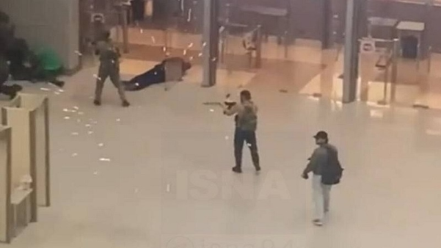 Rusya'da konser salonunu tarayan teröristler, kana buladıkları Moskova'ya getirildi