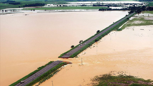 Brezilya'da şiddetli yağışlarda toprak kayması: 12 ölü