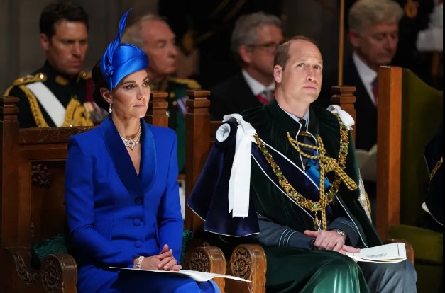 Kanserle savaşan Kate Middleton'a en büyük destek ailesinden geldi