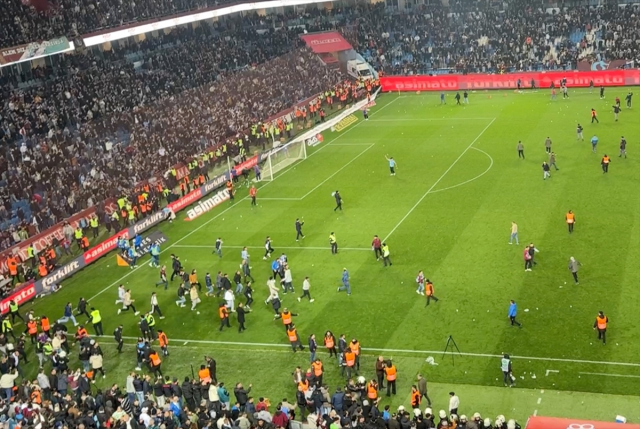 Trabzonspor - Fenerbahçe maçının ardından çıkan olaylar Avrupa basınında büyük yankı buldu