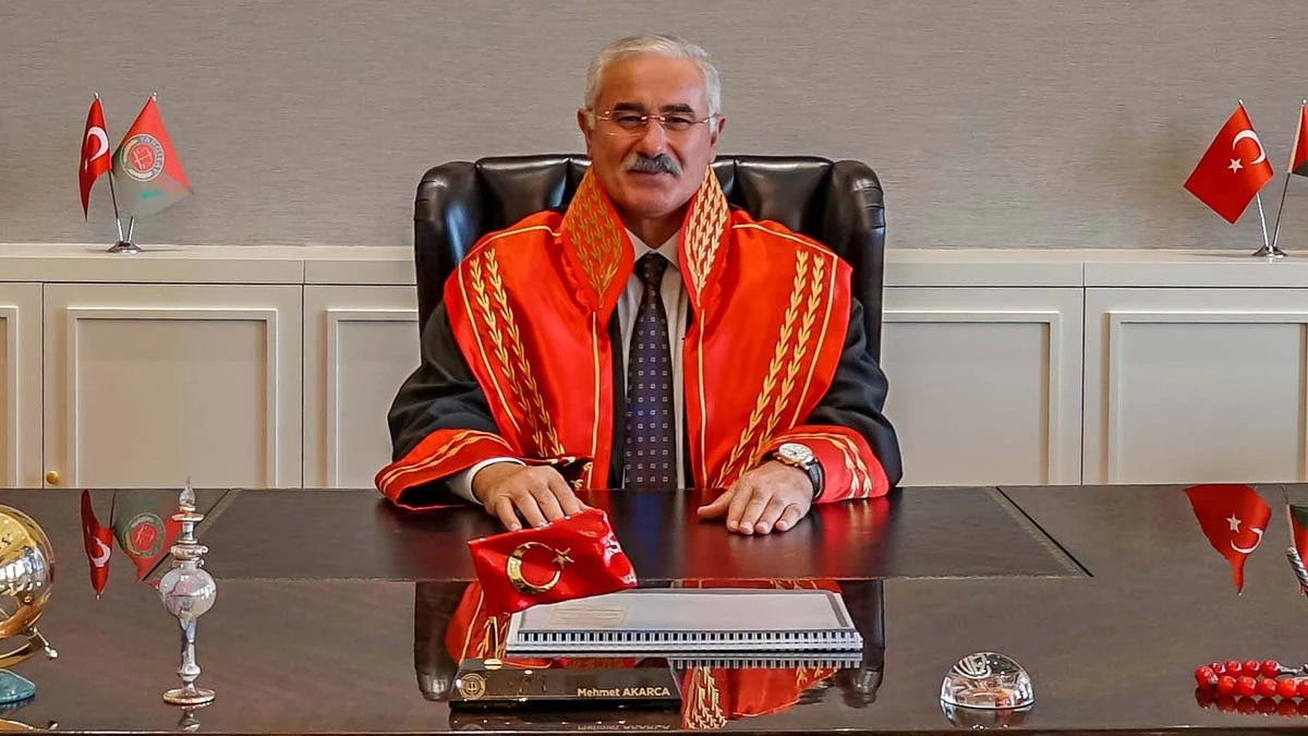 Yargıtay Başkanı Mehmet Akarca'nın görev süresi doluyor, başkanlık seçimi bugün yapılıyor