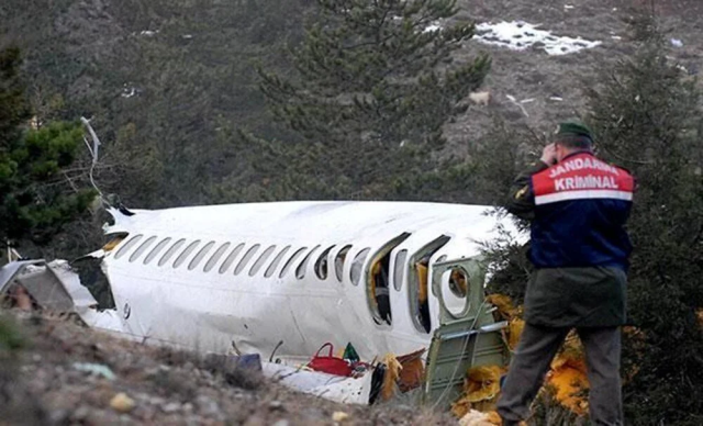 Isparta'da 57 kişinin öldüğü uçak kazası dosyası 17 yıl sonra kapandı