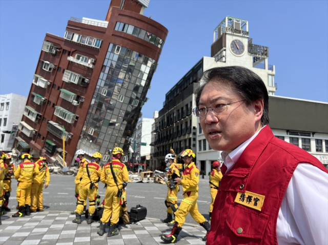 Tayvan'daki 7,4'lük depremin yeni görüntüleri ortaya çıktı