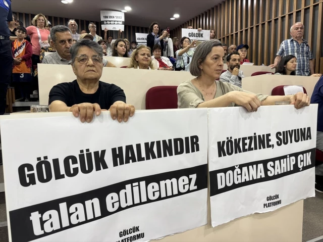 Tanju Özcan'ın kendisini protesto eden eşine bomba yanıt: Ben de seni protesto ediyorum, eve geç geleceğim