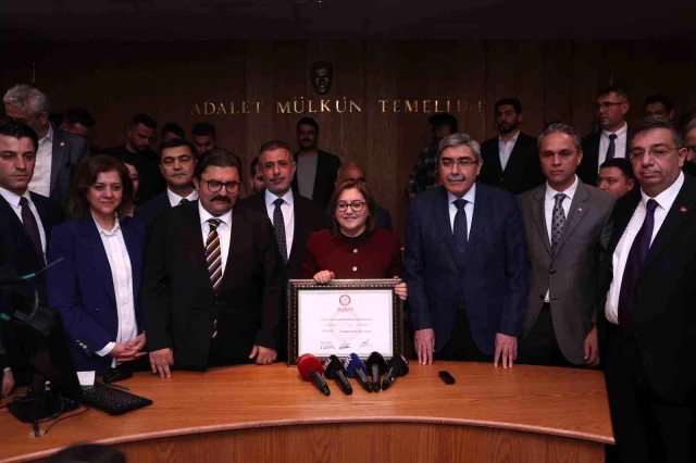 Fatma Şahin mazbatasını aldı: Gaziantep modeli, Türkiye modeli olana kadar durma yok