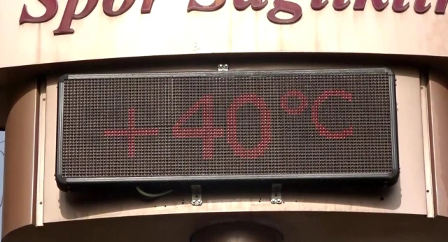 Adana'da nisanın en sıcak günü: Termometre 40 dereceyi gördü